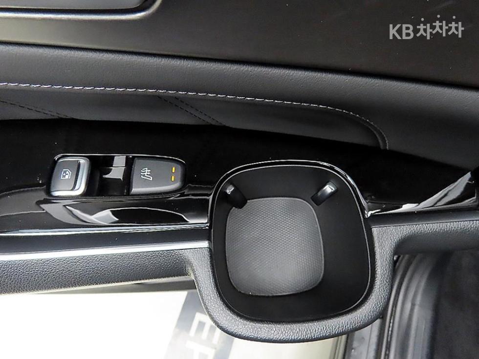 2023 - kia sorento