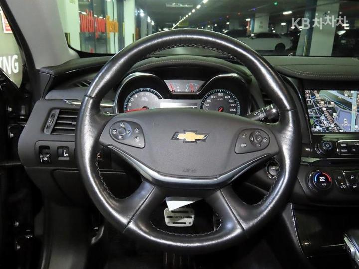 Chevrolet Impala 2.5 LTZ 9