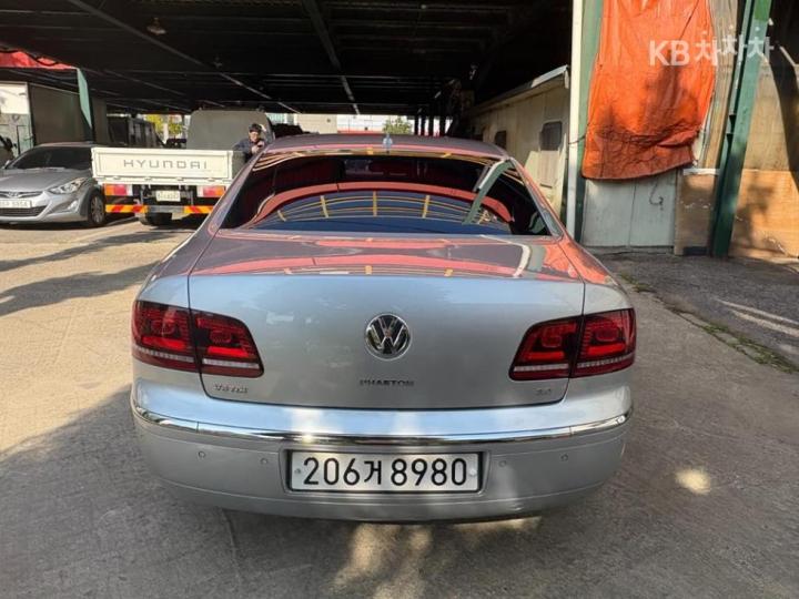 Volkswagen Phaeton 3.0 TDI V6 Diesel 5