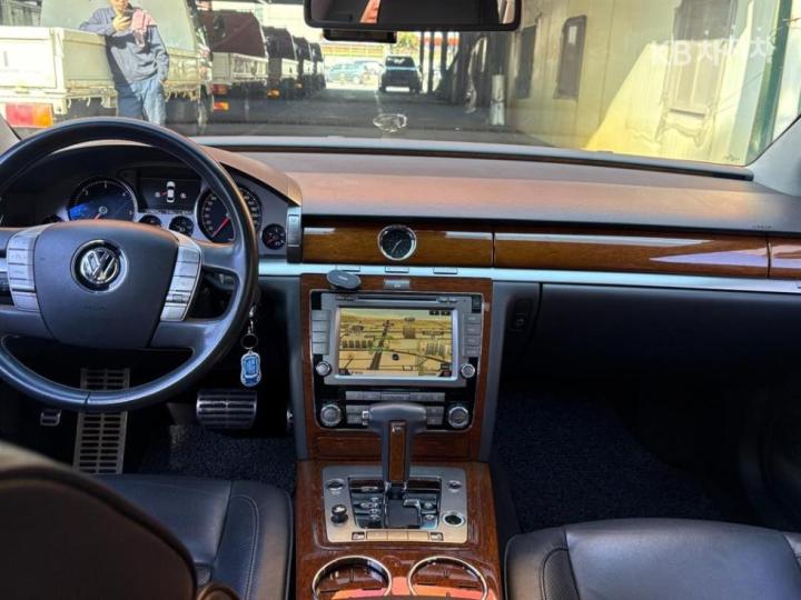 Volkswagen Phaeton 3.0 TDI V6 Diesel 6