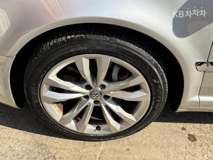 Volkswagen Phaeton 3.0 TDI V6 Diesel 9