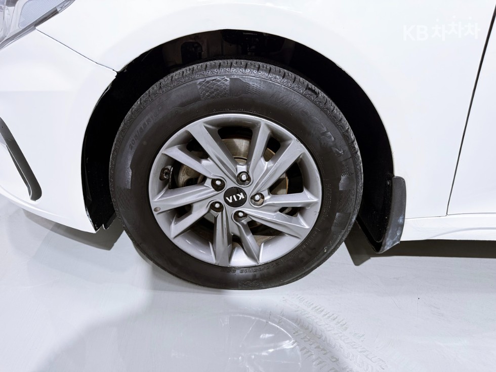 2019 - kia k5