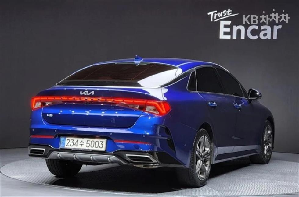 2023 - kia k5
