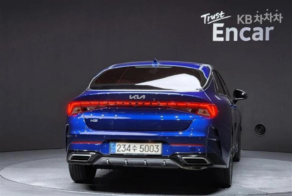 2023 - kia k5