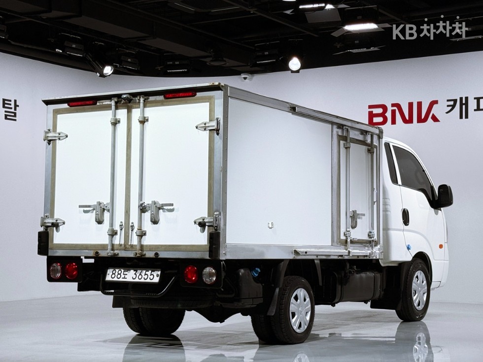 2020 - kia bongo iii