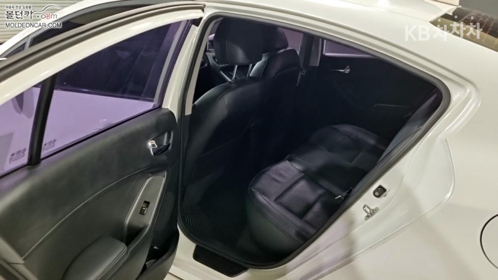 2013 - kia k3