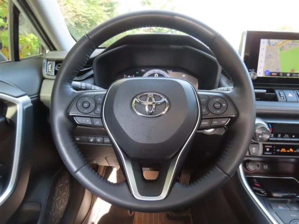 2024 - toyota rav4