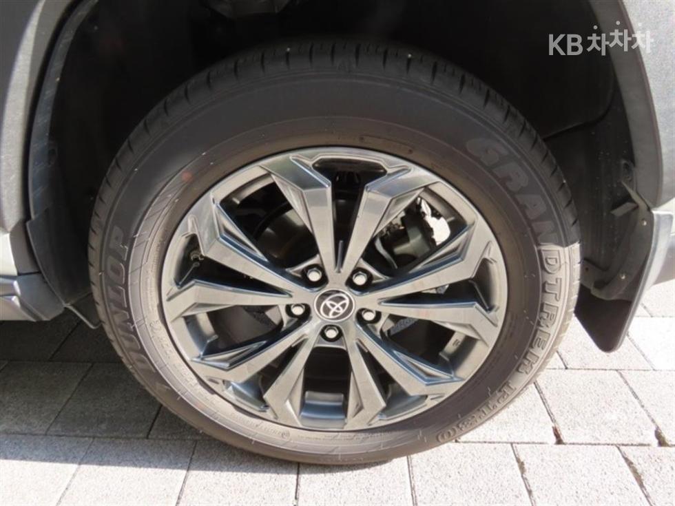 2024 - toyota rav4