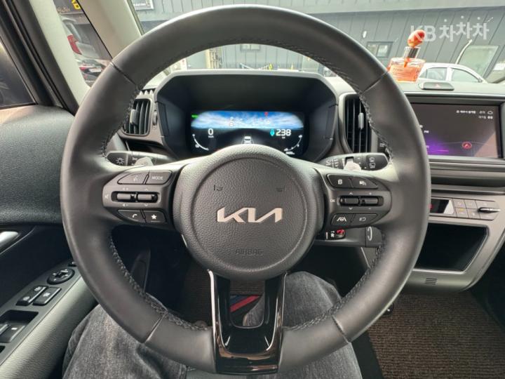 Kia Ray The EV Air 8