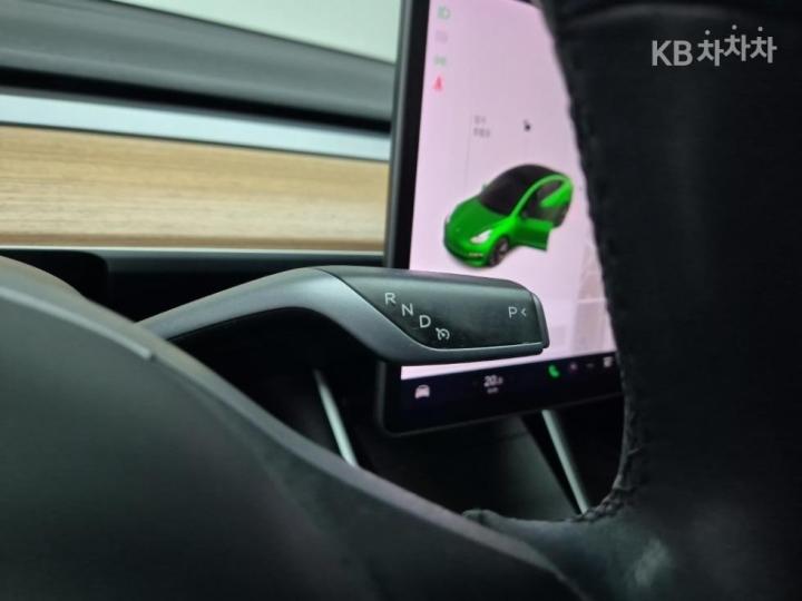 Tesla Model 3 Long Range 9