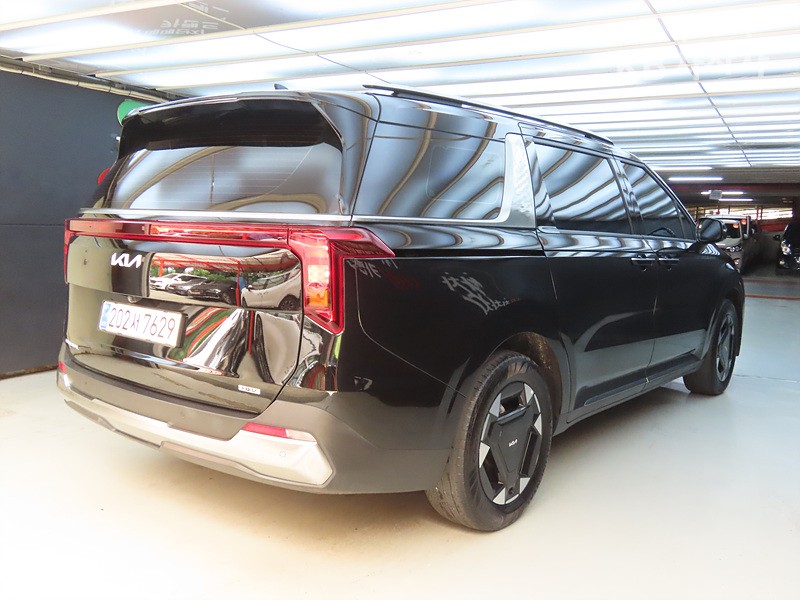 2024 - kia carnival