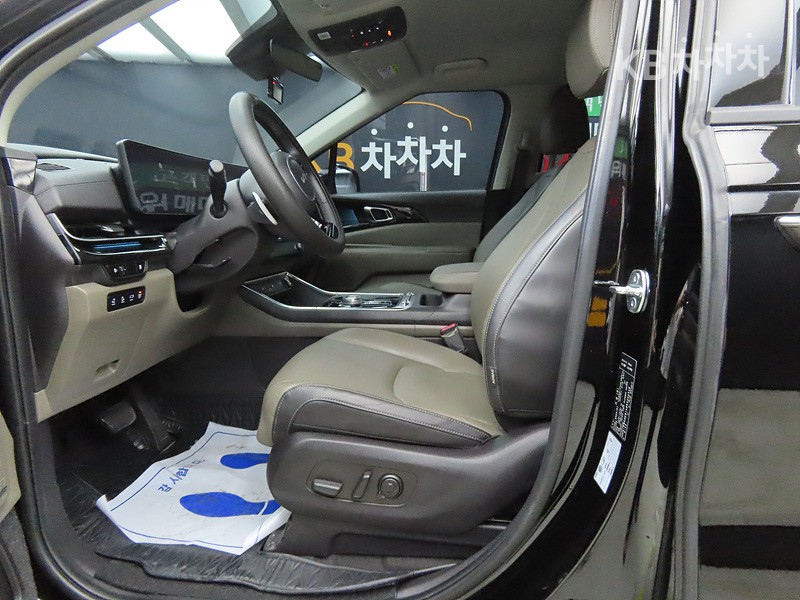 2024 - kia carnival