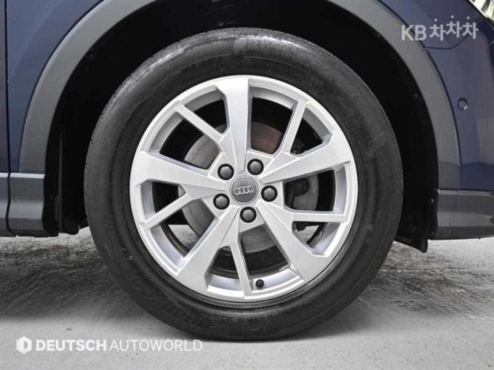 Audi Q3 F3 35 TDI Sportback Base Type 6