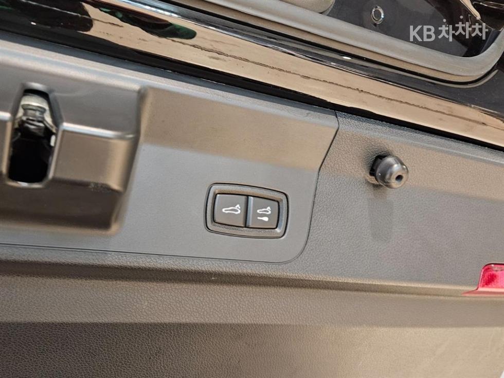 Porsche Panamera — miniaturë 9