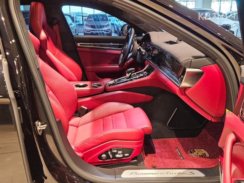 Porsche Panamera — miniaturë 11