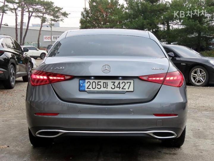 Mercedes-Benz C-Class W206 C200 4Matic Avantgarde — фото 4
