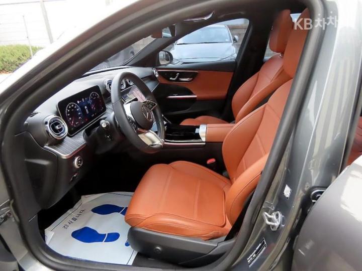 Mercedes-Benz C-Class W206 C200 4Matic Avantgarde — фото 5