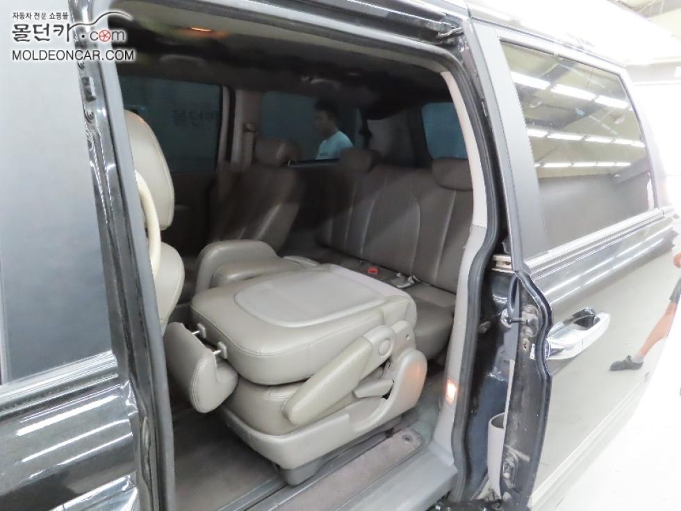 2013 - kia carnival