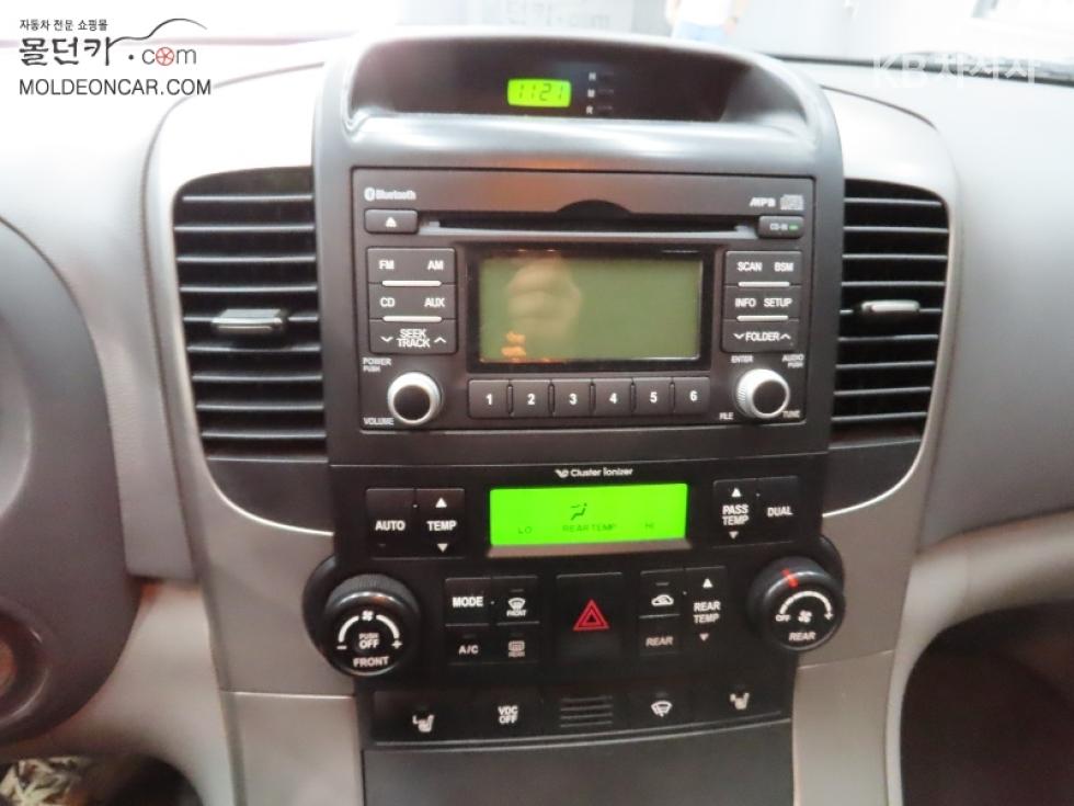 2013 - kia carnival