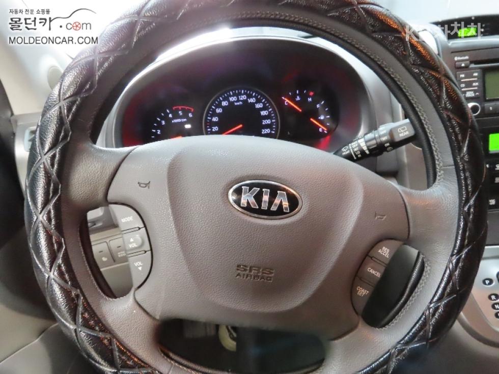2013 - kia carnival