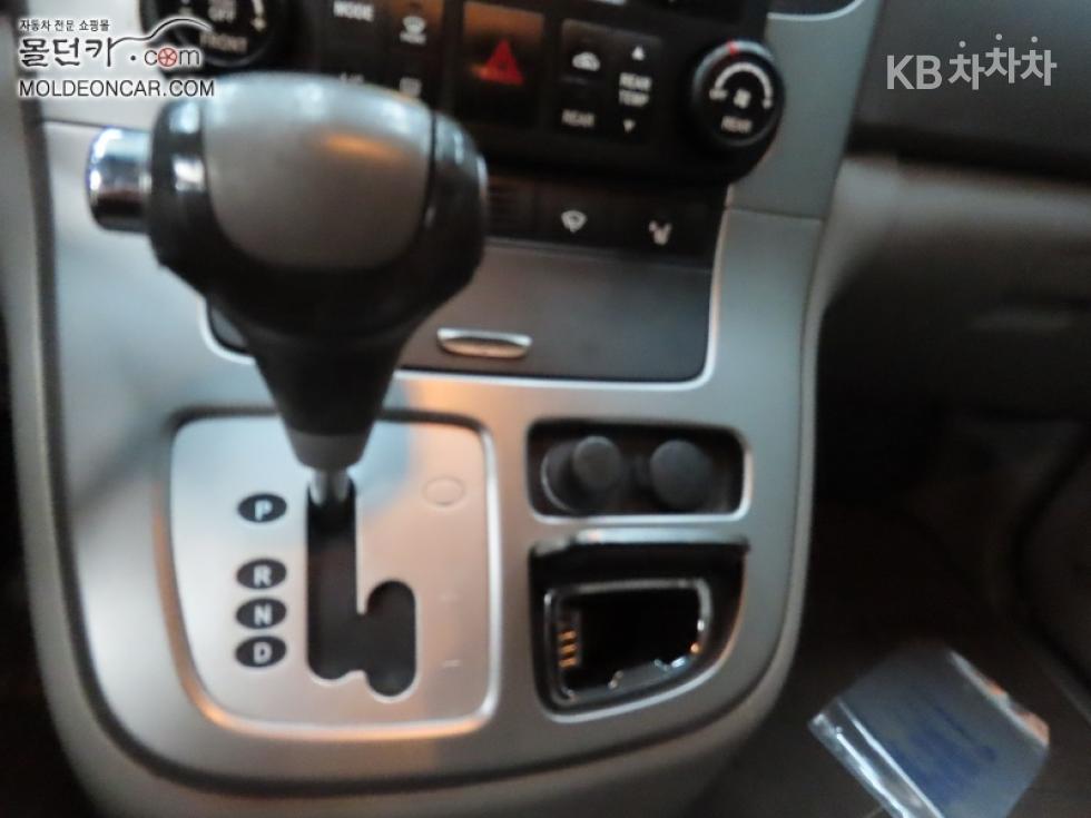 2013 - kia carnival
