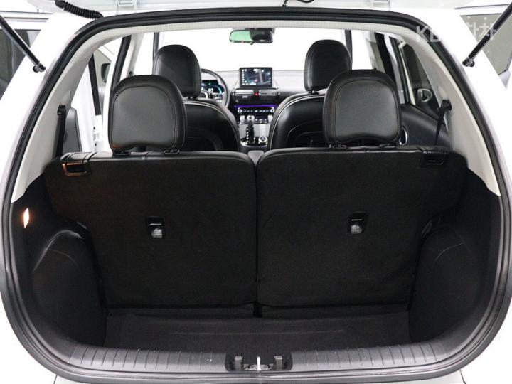 Hyundai Casper 1.0 Gasoline Inspiration 6