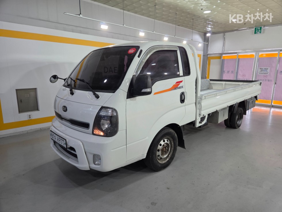 2018 - kia bongo iii