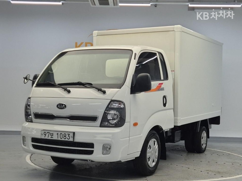 Kia 봉고3 1톤 내장탑차 초장축 표준형 킹캡 디럭스 - фото 1