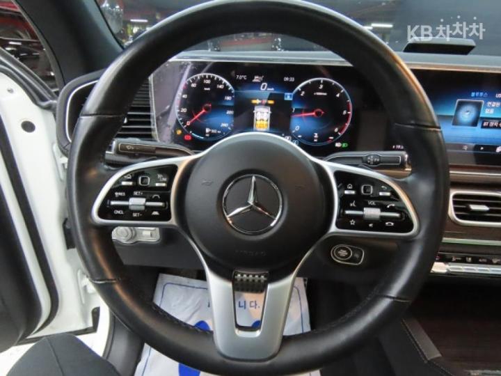 Mercedes-Benz GLE-Class V167 400d 4Matic Coupe 9
