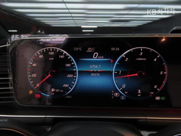 Mercedes-Benz GLE-Class V167 400d 4Matic Coupe 10