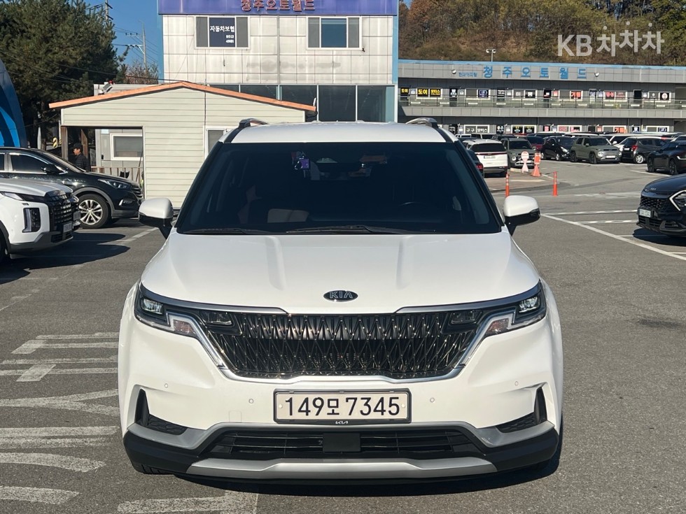 2021 - kia carnival