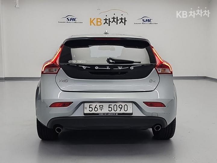 Volvo V40 D4 13 year ~ 4