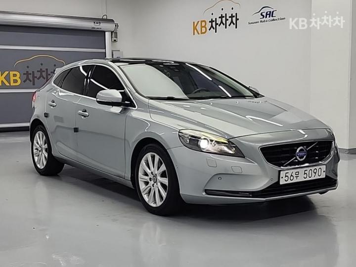 Volvo V40 D4 13 year ~ 5