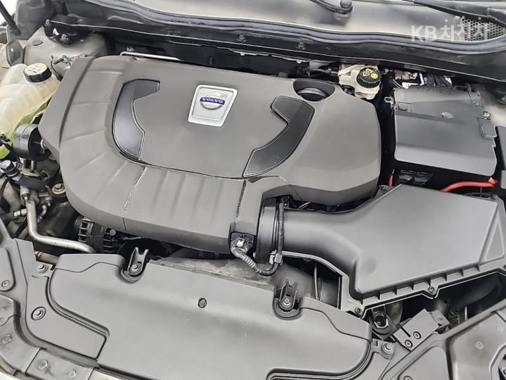 Volvo V40 D4 13 year ~ 6