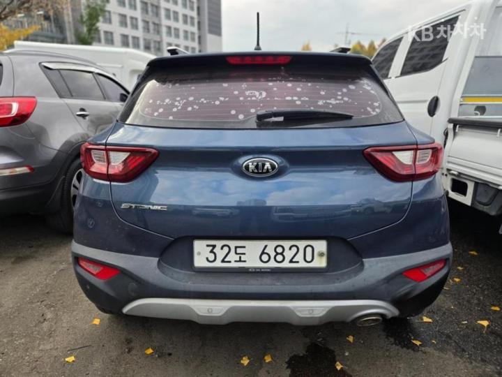 Kia Stonic Diesel 1.6 VGT Trendy 4