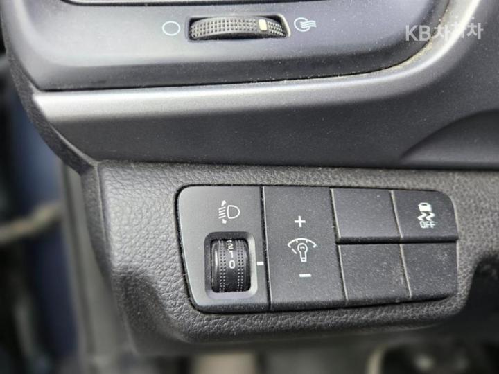 Kia Stonic Diesel 1.6 VGT Trendy 10