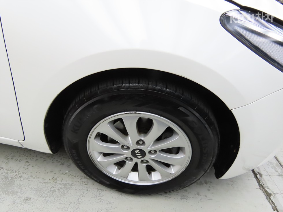 2018 - kia k3