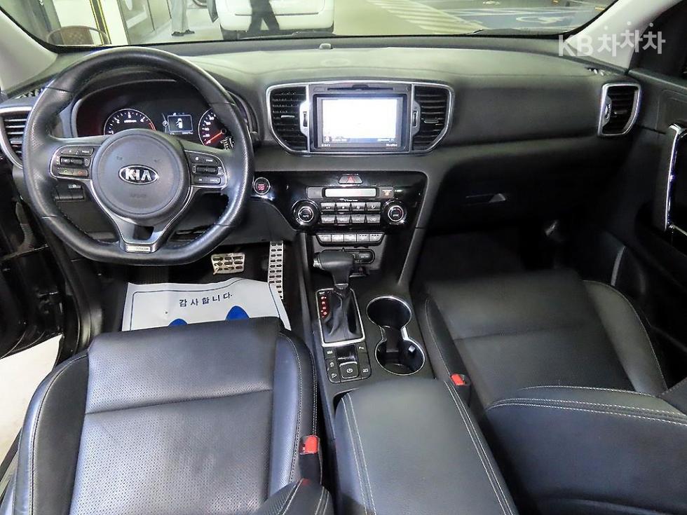2016 - kia sportage