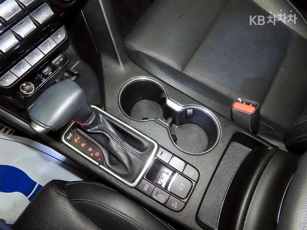 2016 - kia sportage