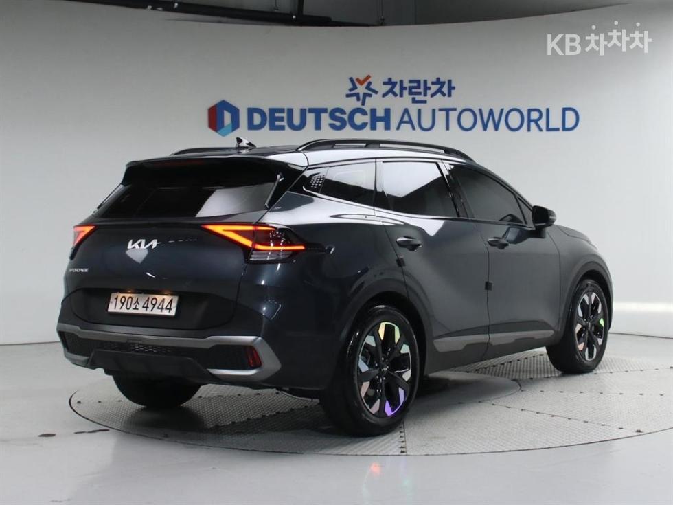 2022 - kia sportage