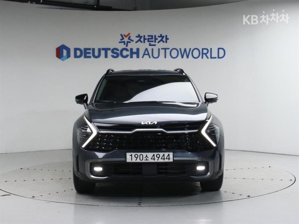 2022 - kia sportage