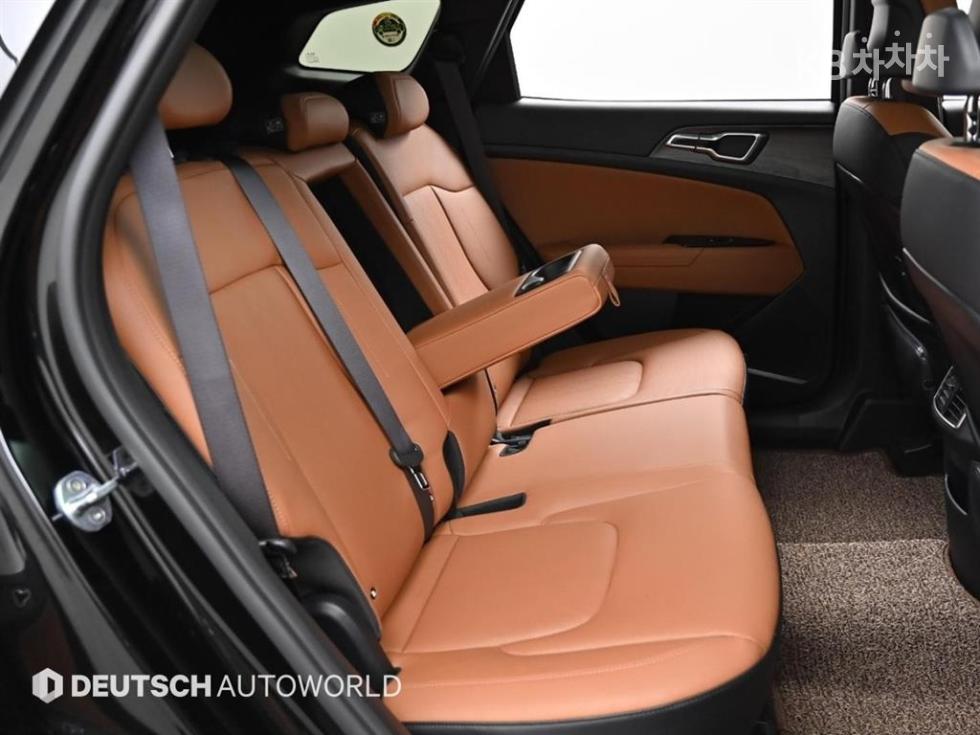2022 - kia sportage