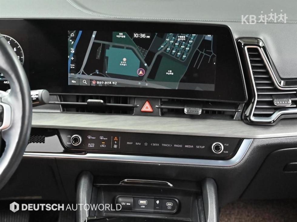 2022 - kia sportage