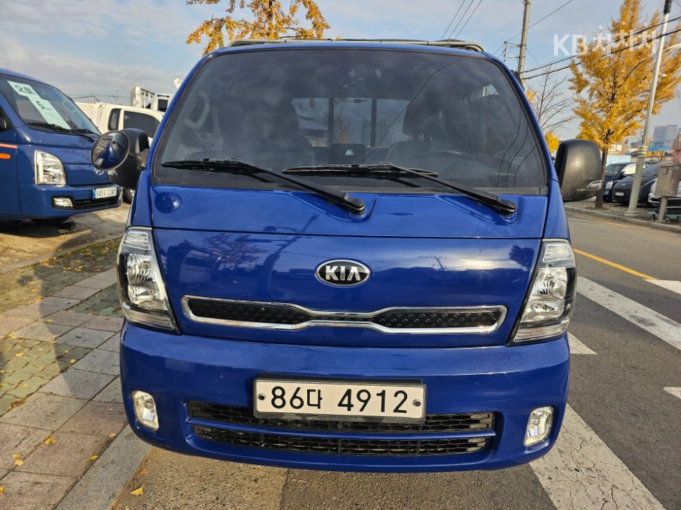 2022 - kia bongo iii
