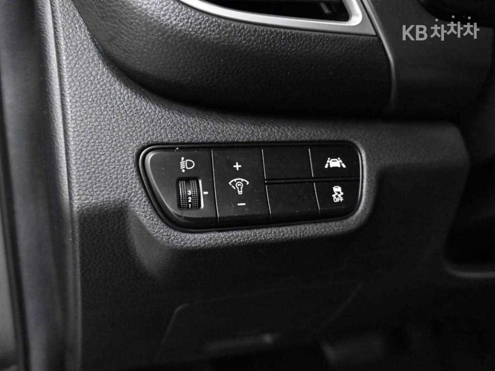 Kia Seltos — miniaturë 17