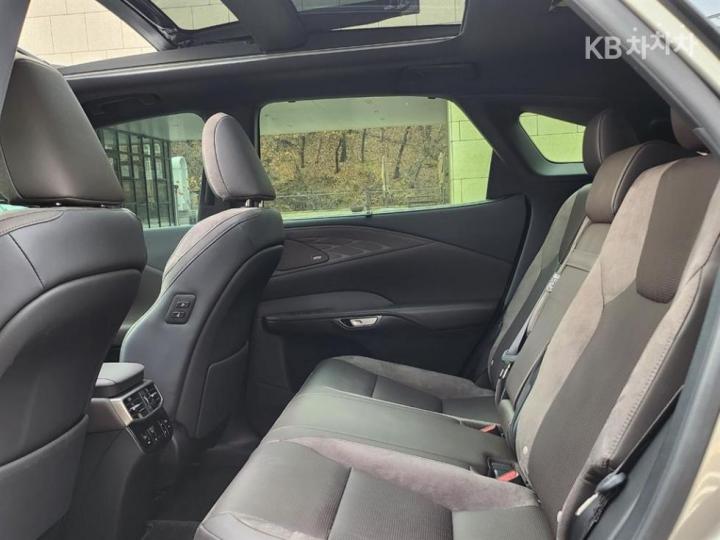 Lexus RX AL30 350h Luxury 9