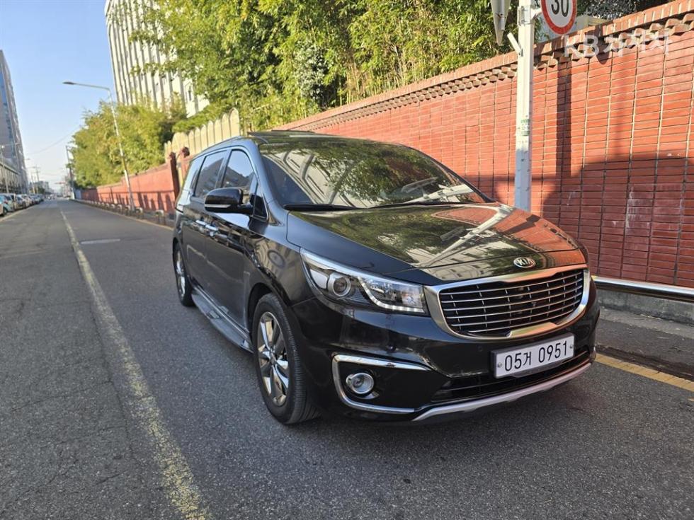 2016 - kia carnival