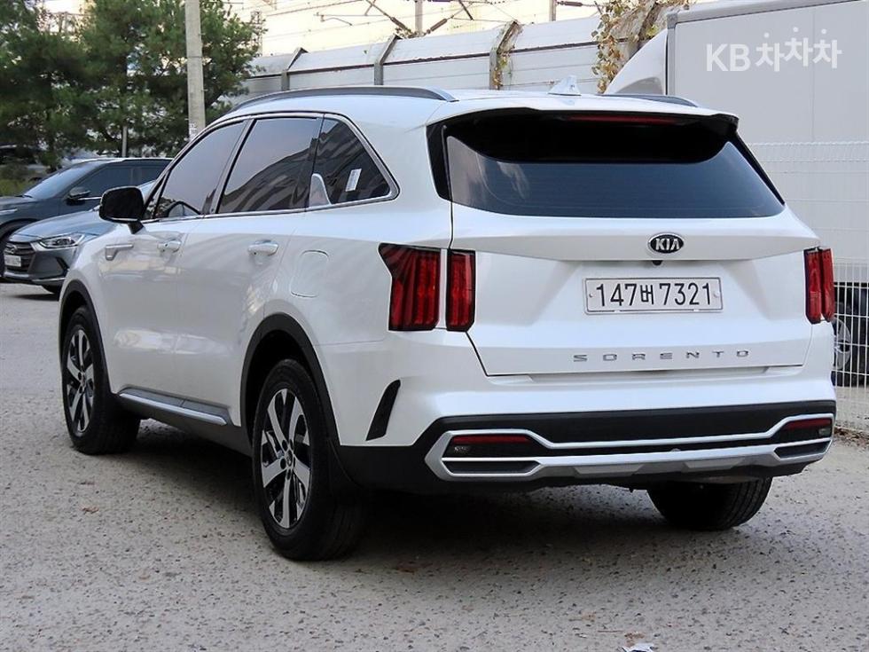 2021 - kia sorento