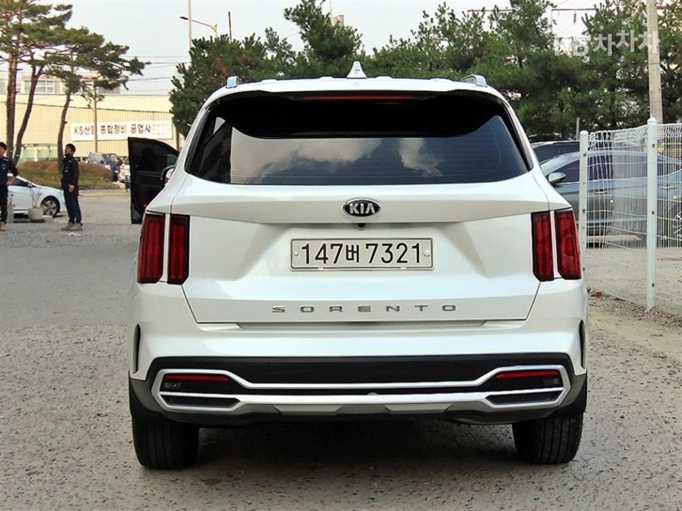 2021 - kia sorento