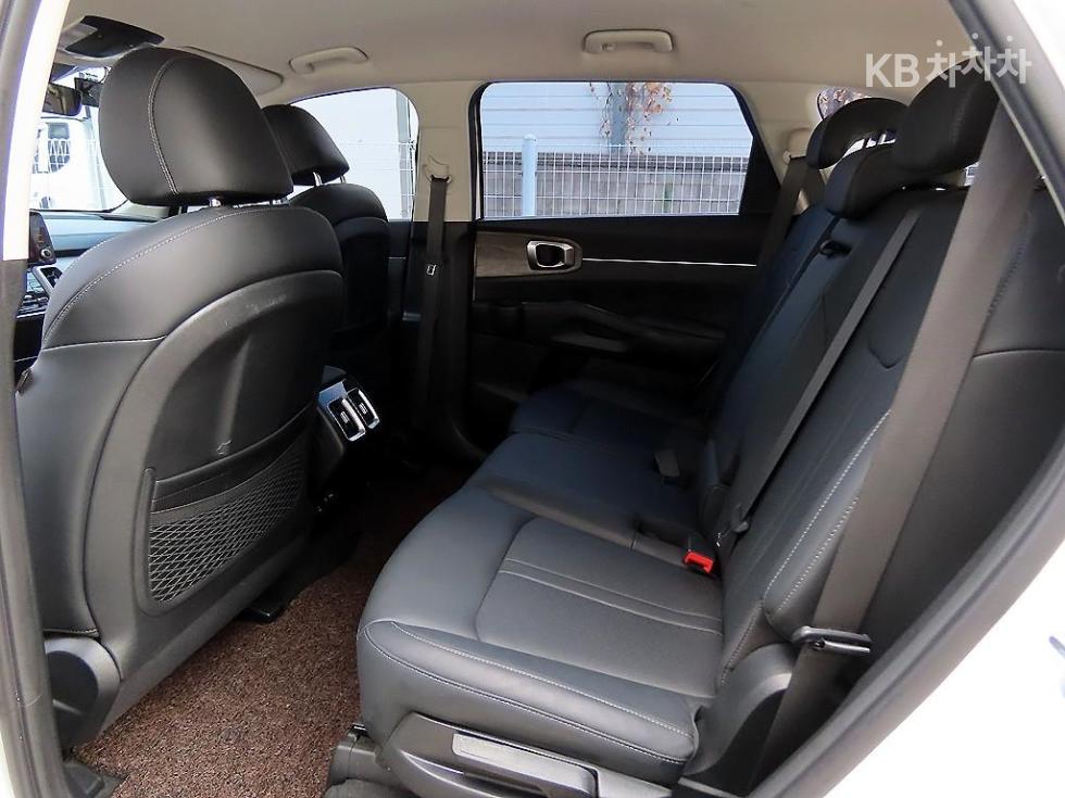 2021 - kia sorento